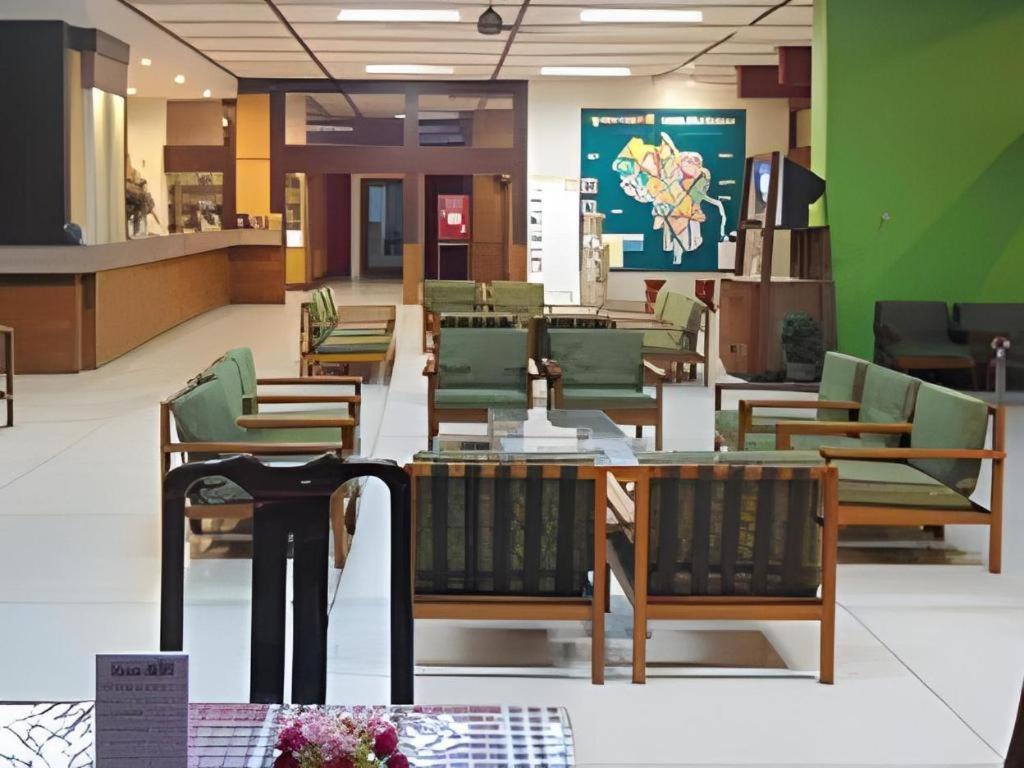 Ubon Hotel Ubon Ratchathani Esterno foto