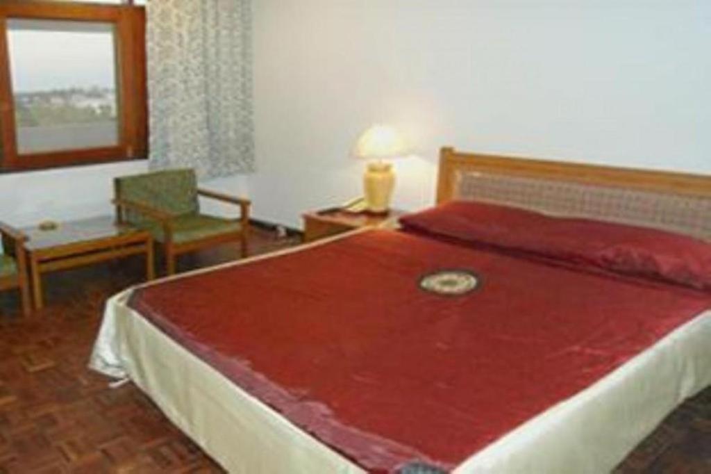 Ubon Hotel Ubon Ratchathani Esterno foto