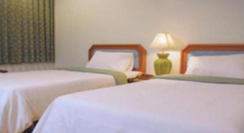 Ubon Hotel Ubon Ratchathani Esterno foto